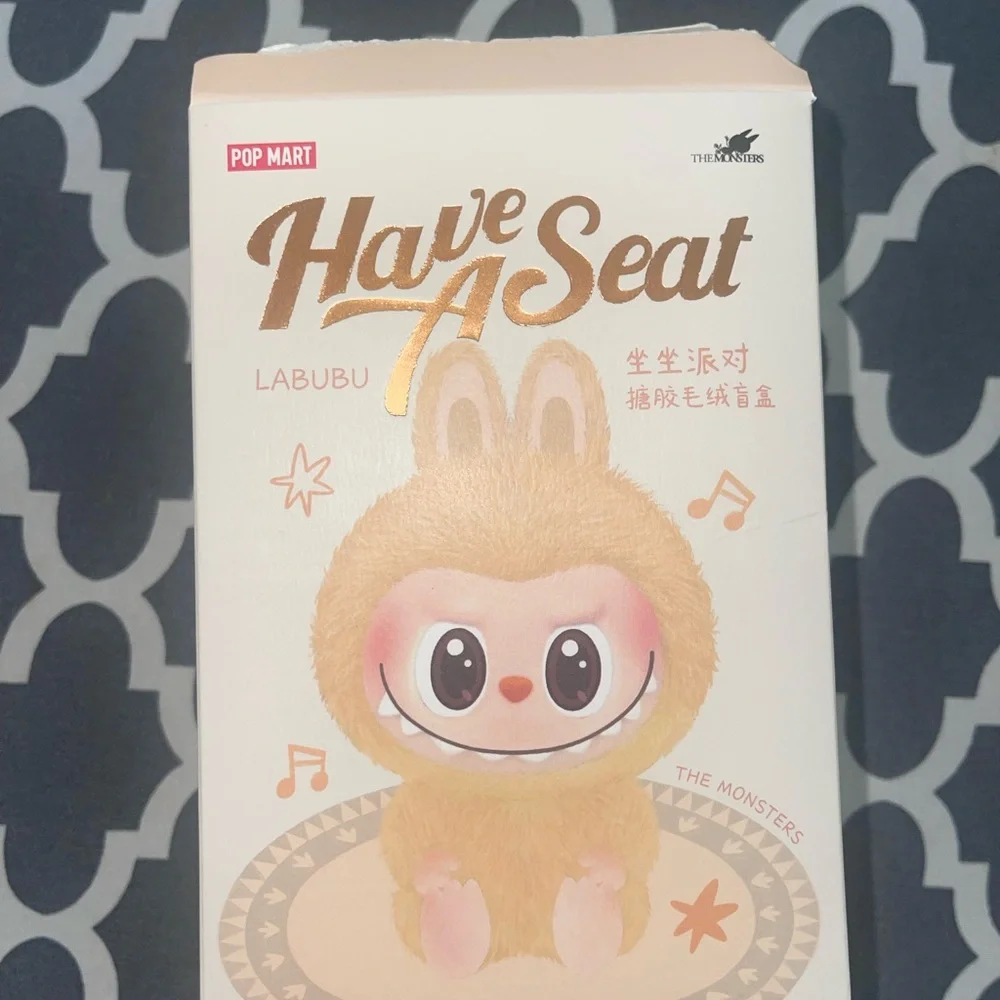 Labubu - Picture 5 of 9